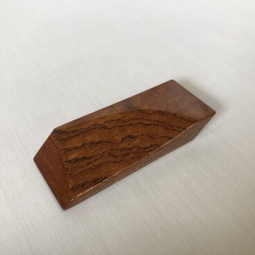 欅　箸置