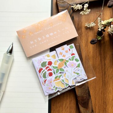 秋を彩る植物のフレークシール【12柄、36枚入り/金木犀、ほおずき、イチョウ、コスモス】