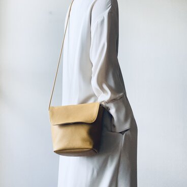 20％OFF コンパクトショルダーバッグ