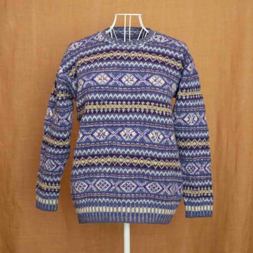 パープルのフェアアイルセーター