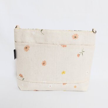 北欧風フラワーガーデンの2Wayバッグインバッグ（ナスカン付き）