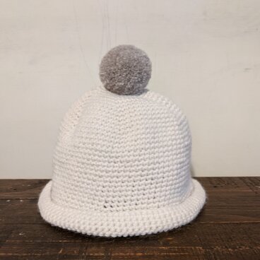 ／pompom knit cap／ white×grey