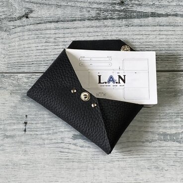 ✉レザー名刺入れ・カードケース✉【牛革　シュリンク　黒系】