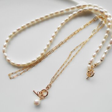 淡水ライスパールとチェーンの2点のネックレス