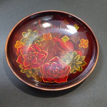 水に遊ぶ紫陽花と金魚のお皿(赤金魚)