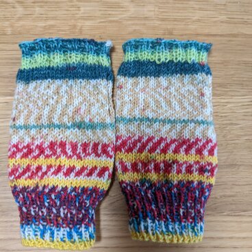 ＯＰＡＬ毛糸　アームウォーマー