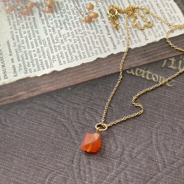 ＊展示品＊カーネリアンのひと粒ネックレス