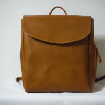 ヌメ革バックパック(受注作成）