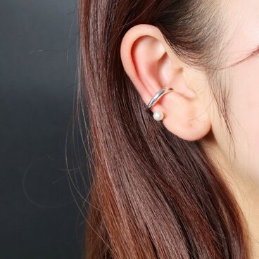 ＜新作＞ピークイヤーカフ ちらり淡水パール見せ　Silver925 ◇（241）