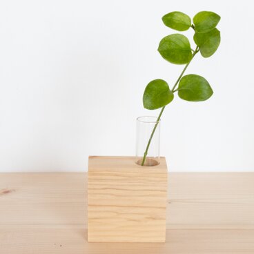 木製フラワーベース 「sazanami」 ヒノキ無垢材　一輪挿し