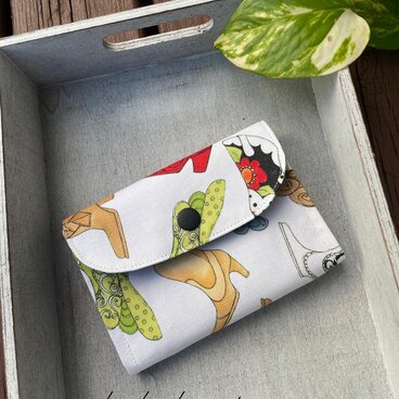 ■軽い！たくさん入る！ロラライハリス☆ミニ財布•ブーツ柄・カウガール⭐︎USAコットン⭐︎ホワイト【受注製作】