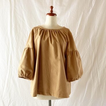 マチエールブラウス：L（ふかふかビエラ：キャメル）