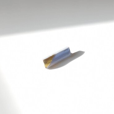 美濃焼タイルのブローチ(gold×青藤)