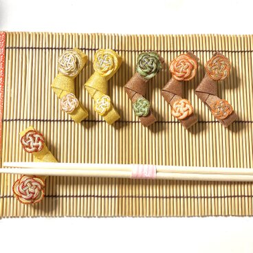 ＃水引箸置き　イエローゴールド3個　茶3個　梅結び　華やかな食卓