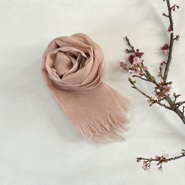 さくら染めリネンストール＊淡紅花色