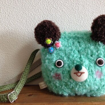 ポシェット　くま〈グリーン〉