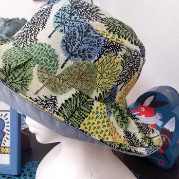 森のリバーシブル帽子(グレー)