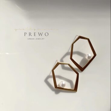 《受注製作》K18GP ヘキサゴンパールピアス