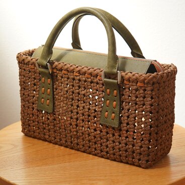 山葡萄レザートートバッグ　石畳5mm　コラボ作品