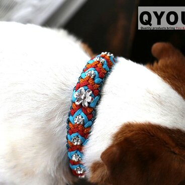 パラコード犬用首輪<小中犬用>〈サイズ：31～34cm〉　ParaWan combi Folklore［フォークロア］