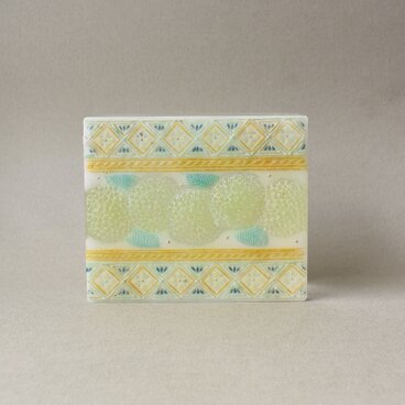 大手毬モチーフのミニオブジェ（ガラスのペーパーウェイト）