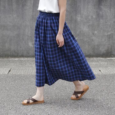【特価・即納】ふんわりとギャザーが広がるダブルガーゼのスカート（ブルーチェック）青 春 夏