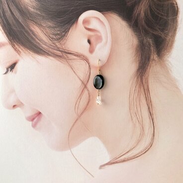 14kgf / ブラックシェルとハーキマーダイヤモンドのフックピアス ☆イヤリング変更可☆