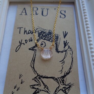 ローズクオーツの貝ネックレス