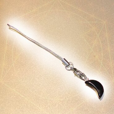 開波月幸運黒曜聖石：護符 占い 開運 金運 霊石 仕事運 スマホストラップ 新品 希少