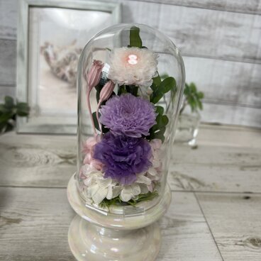 クリアドーム 仏花 供花 　プリザーブドフラワー 仏花　小菊　カーネーション　花器ホワイト