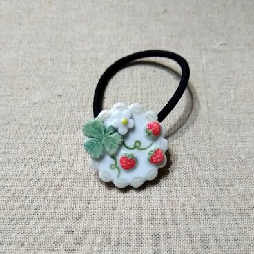 レースいちごヘアゴム