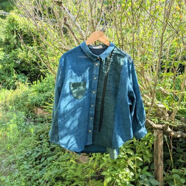 藍がいっぱい！ブラウス 　●55センチ丈●