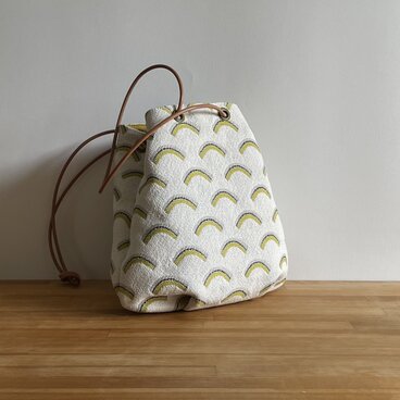 am399　巾着ベルジョアンヌ