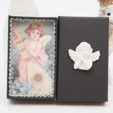 エンジェル３・デコレーションした小物入れ（中）