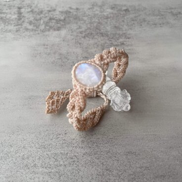 レインボームーンストーンマクラメブレスレット