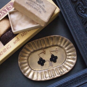 タティングレース 14kgf beads leaves (noir × black beads)  受注制作