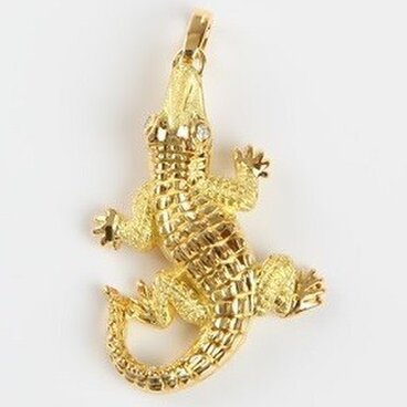 ワニ　ペンダントトップ