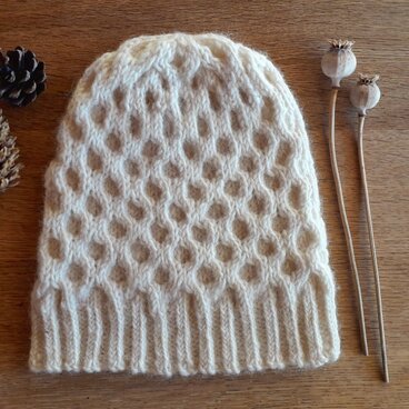 アラン模様”ハチの巣”の帽子 / Natural（ナチュラル）