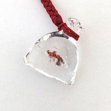 金魚袋 根付２　朱文金/角