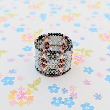 ビーズ織りの指輪　Ｙ-167