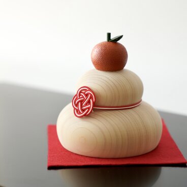 京の鏡餅 ~こころ~ 【再入荷】木の鏡餅　漆塗り　桐箱付き