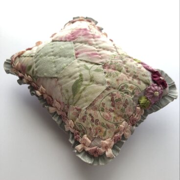 ヘキサゴンのピンクッション