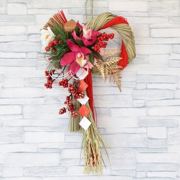 お正月飾り早割企画15％OFF！！くるりと注連縄飾り（紅白の御幣付き）