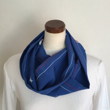 【温故知新の抽斗】《着物リメイクの匣》スヌード　青　アールデコ柄