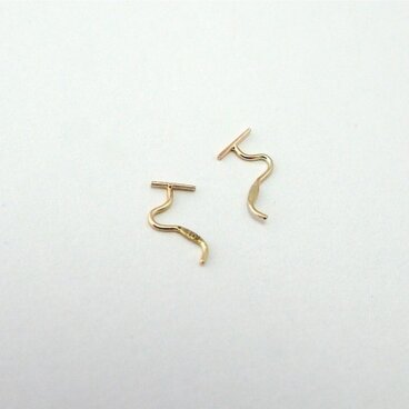 日々のピアス -線の形-