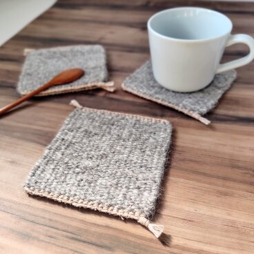 北欧手織り温々ほっこりアルパカ手紡ぎコースター