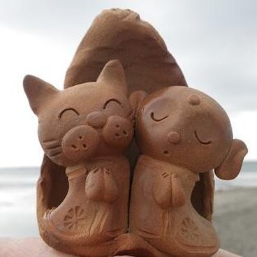 お地蔵さん　猫