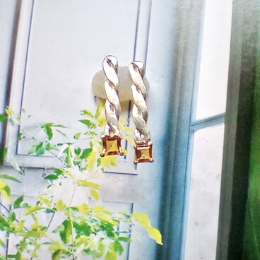 シトリンスクエアピアス