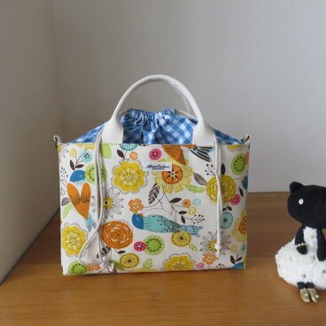 とりさん柄とブルーチェックのきんちゃくトートバッグ