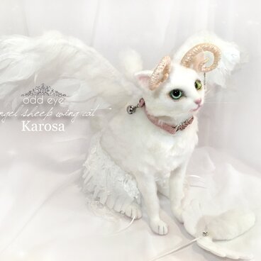 エンジェルシープキャット ホワイトウィングキャット 白猫 首輪 ドレス 羽 ねこじゃらし 羊毛フェルト アートドール